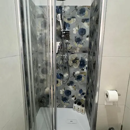 La Casa Di Jennifer Nel Centro דירה *