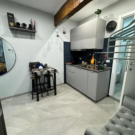 Appartamento La Casa Di Jennifer Nel Centro Parma