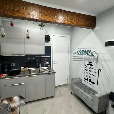 La Casa Di Jennifer Nel Centro פארמה